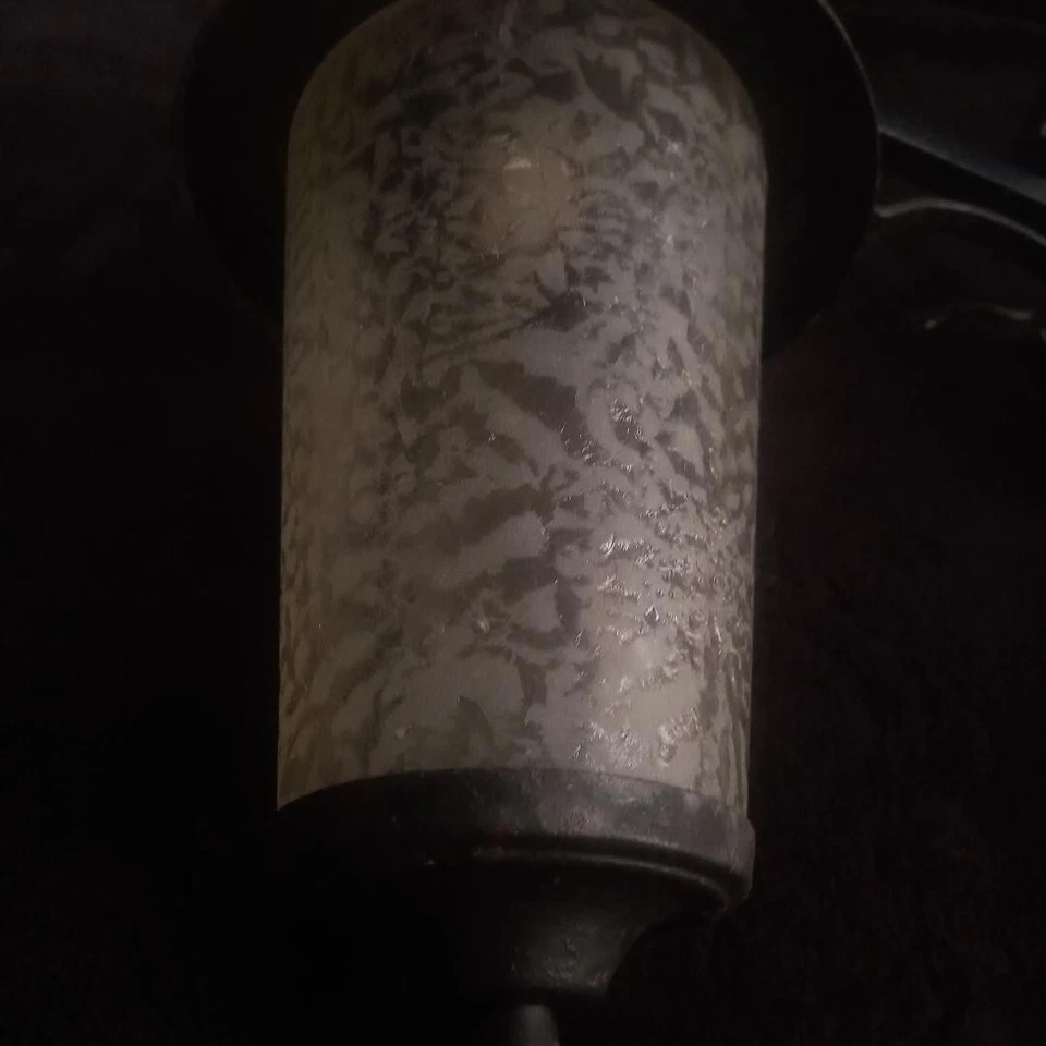 Lampe applique de cour ancienne,  industrielle fer et globe verre - Photo 4/4