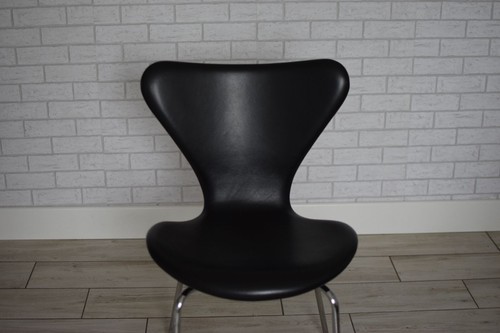 Fritz hansen series 7 chair in black leather - Picture 6 of 21