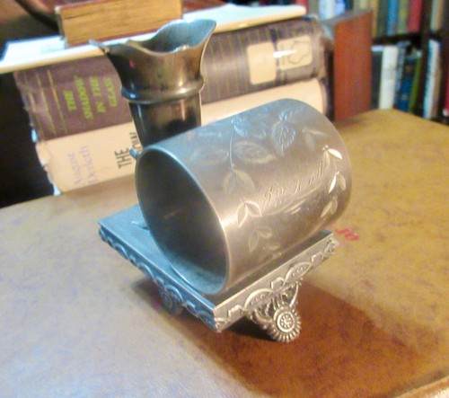 Antique Silver Plated Figural Napkin Ring Butterfly Beetle? & Flower Bud Vase - Picture 8 of 12