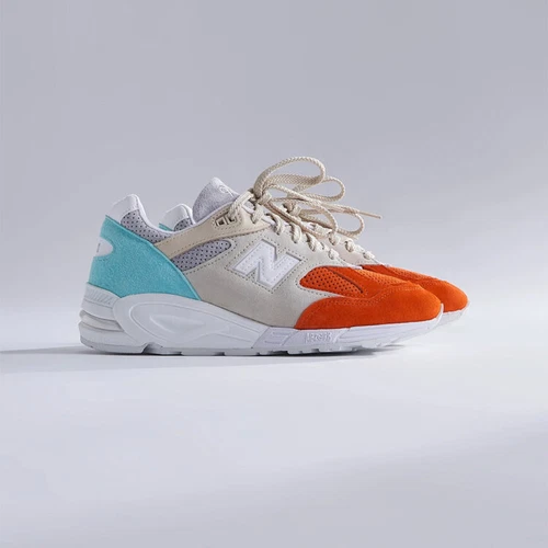 NIB Kith x New Balance 990v2 Cyclades/Mykonos Men's Size 11.5 w/ Bag + Socks