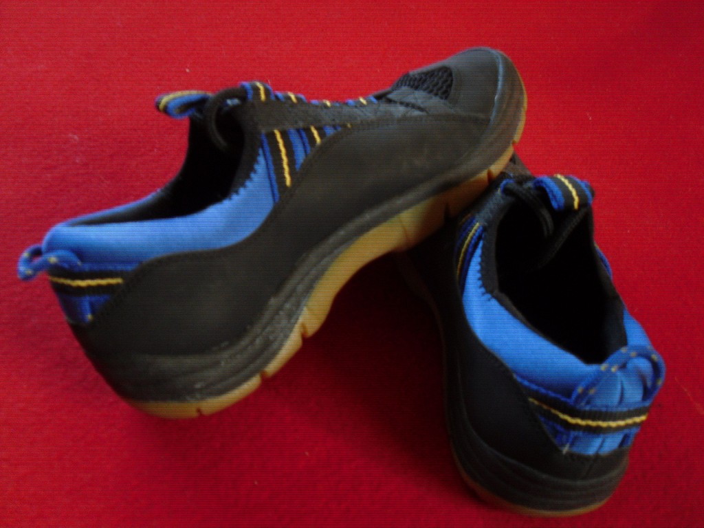 Kids Youth Boys LL BEAN multi sport shoes Sz M water kayak boat canoe fishing 
