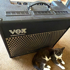 Vox Valvetronix AD50VT 50W Modelling Combo Amp 2-Channel for Electric Guitar