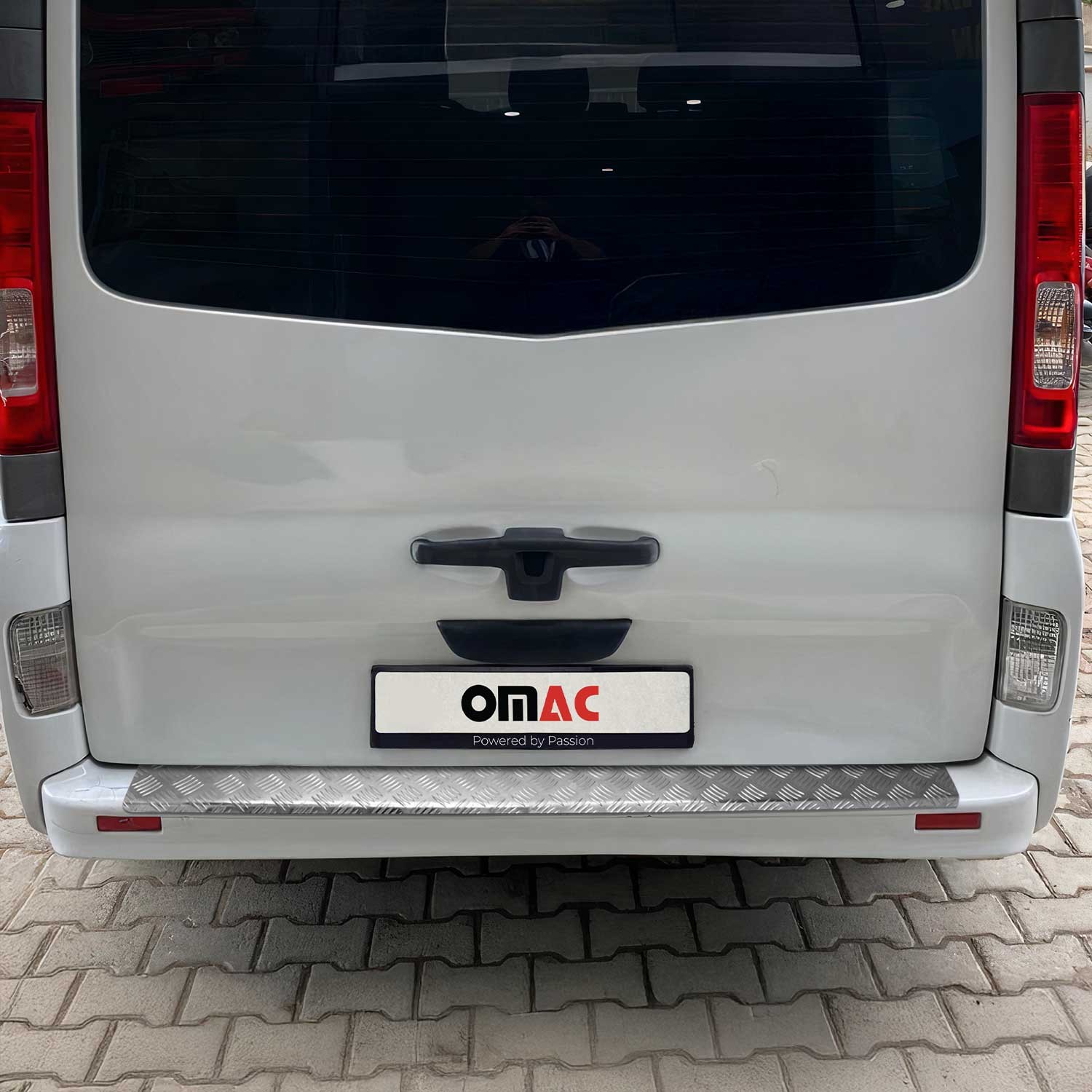 Protection pare-chocs arrière Opel Vivaro A alu argenté pour chantiers et voyages