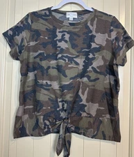 Jun & Ivy womens short sleeve camo print front tie side slit knit top shirt sz L