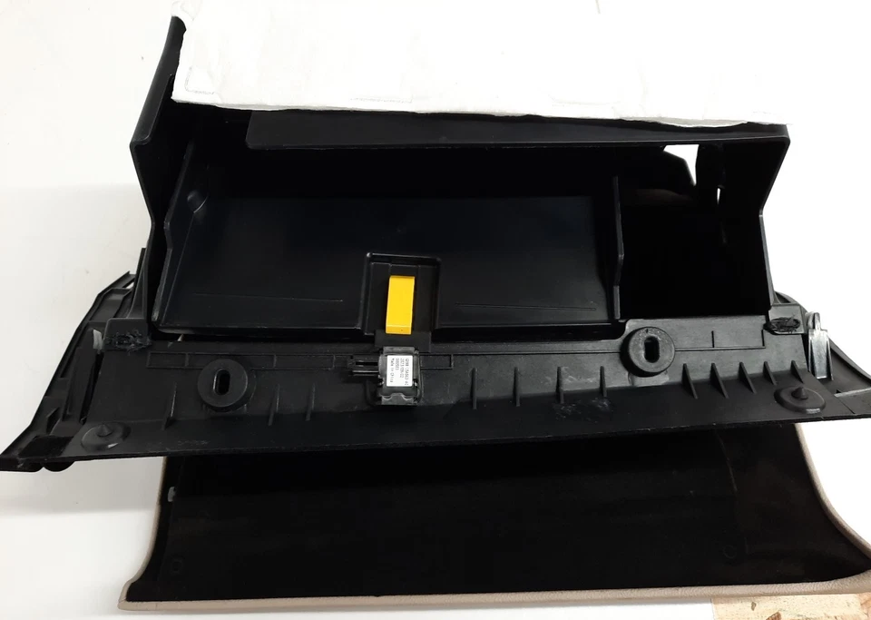 PO#18 OEM 2017-2020 Lincoln Continental Glove Box Assembly JD9Z-5406010-AA Foto 3 de 4