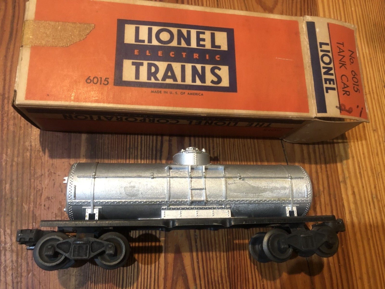 VINTAGE LOT 4 LIONEL POST WAR TRAINS 6465 6472 6015 3469 ORIGINAL BOXES