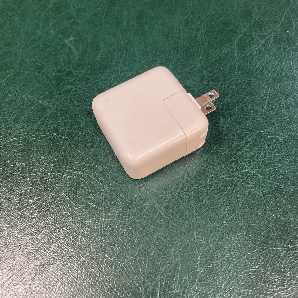 Apple 29W USB-C Power Adapter A1540