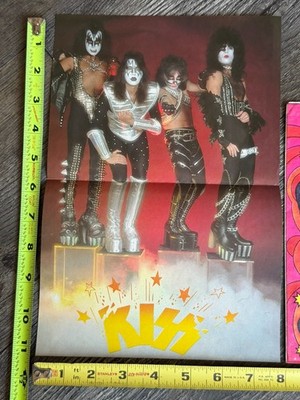 KISS Poster Monty Pop Posters Netherlands Kiss On Cubes Vintage