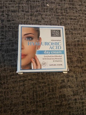 Dead Sea Collection Rejuvenation Hyaluronic Day Cream Minerals Vitamins 1.69 oz
