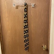 Green Bay Packers NFLP TYE By RALPH MARTIN SPORTS 100%Silk 1995 Black,Gold,Green