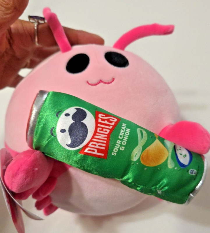 Snackles Series 2 Lily Shrimp & Pringles 8 Inch Plush by ZURU,  NWT