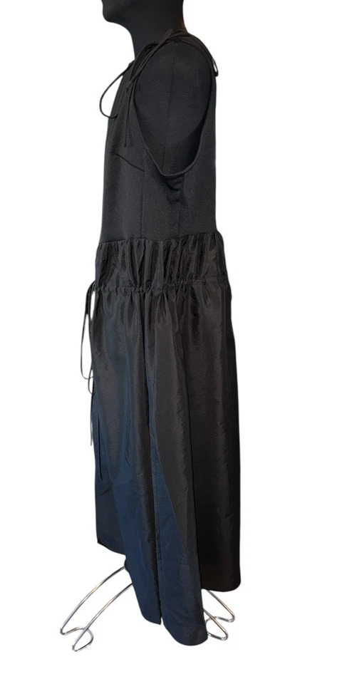 Maxi vestido de jersey cuello alto con falda de paracaídas en negro talla 14 de ASOS DESIGN Foto 4 de 4