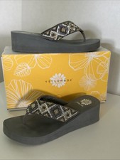 Yellow Box SHAY GRAY Beaded Silver Gray Gold Wedge Flip Flop Woman Sandal Sz 8