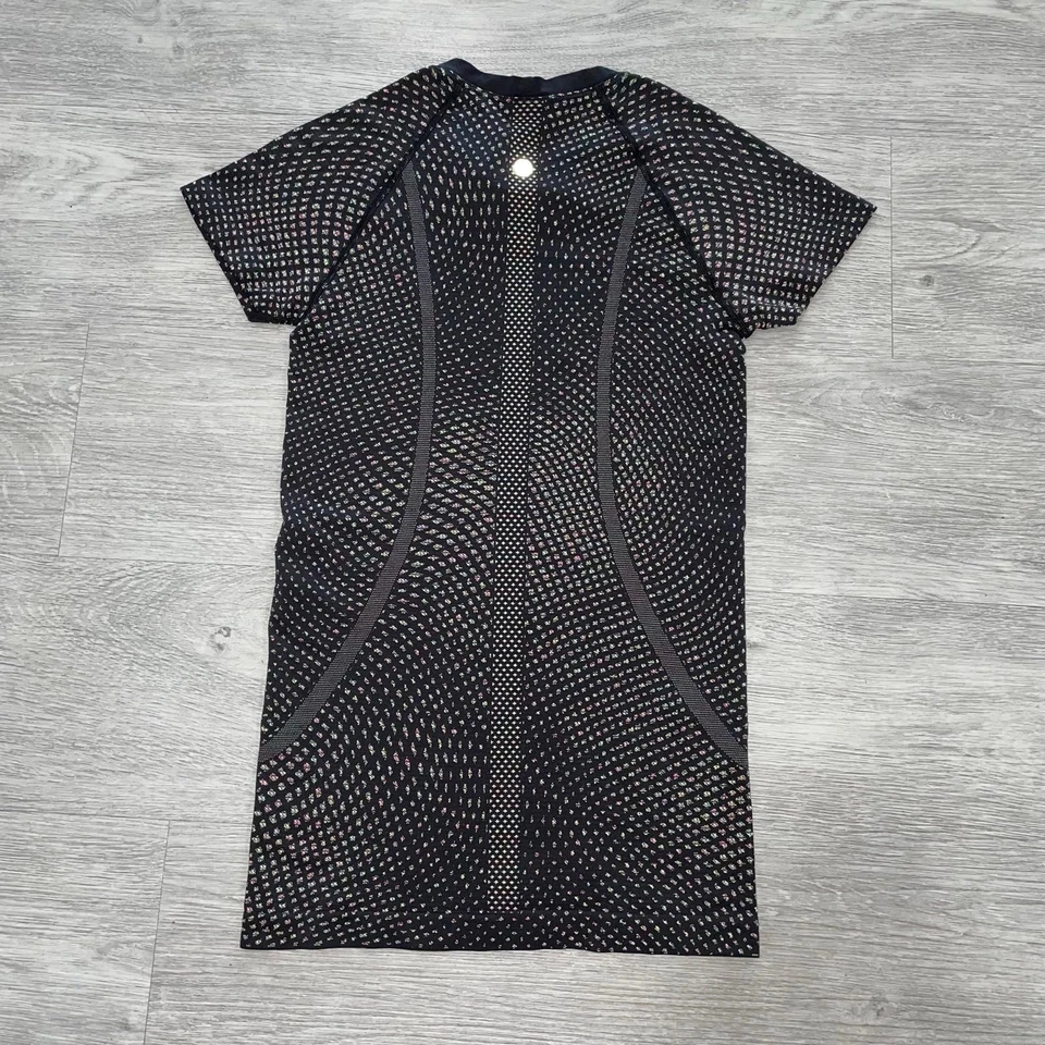 Camisa Manga Corta Lululemon Swiftly Tech 2.0 Rejilla Warp Negra Neón Multi Talla 4 Foto 2 de 4