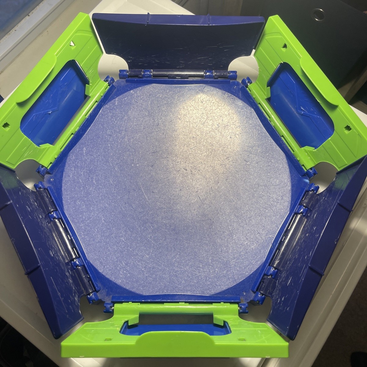 Beyblade VForce BBA Battle Stadium Arena Blue Green Hasbro Travel