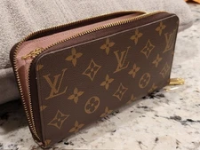 Louis Vuitton Monogram Zippy Wallet M41894