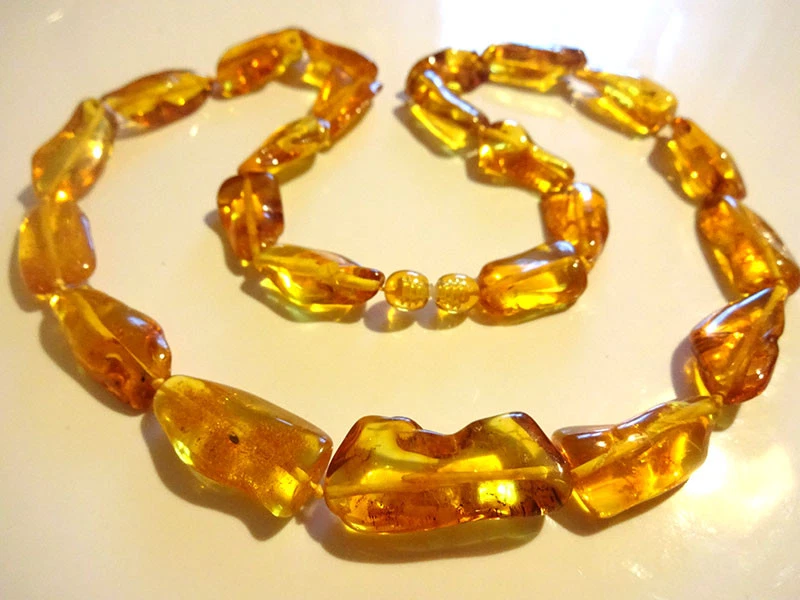 Honey amber best sale necklace