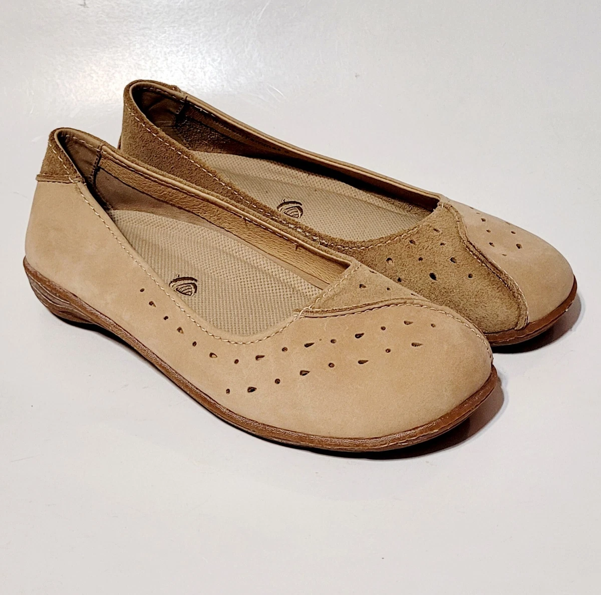 Acorn comfort hotsell on earth slippers