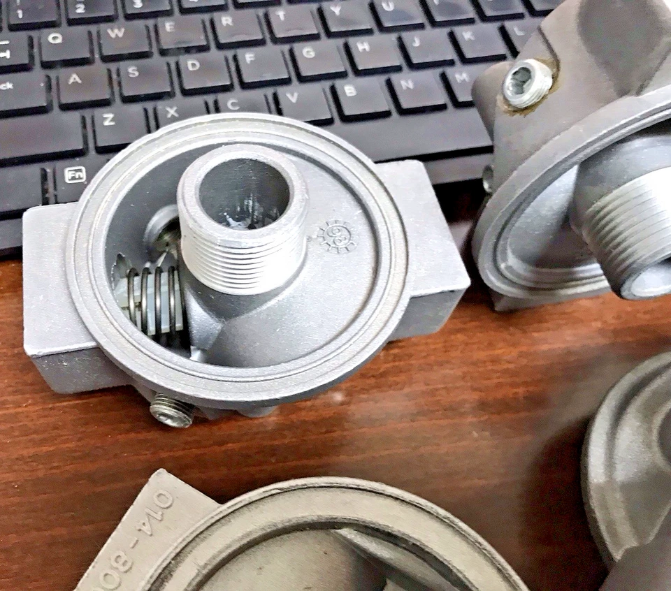 Filtro de aceite hidráulico UFI ESE11NME 60μ con montaje de carcasa de aluminio Foto 3 de 4