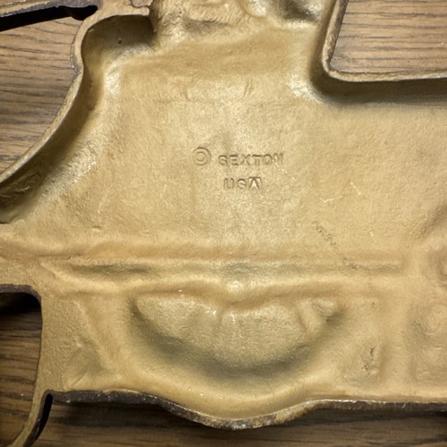 Sexton 3D Cast Aluminum Street Car USA Mid Century - Picture 5 of 5