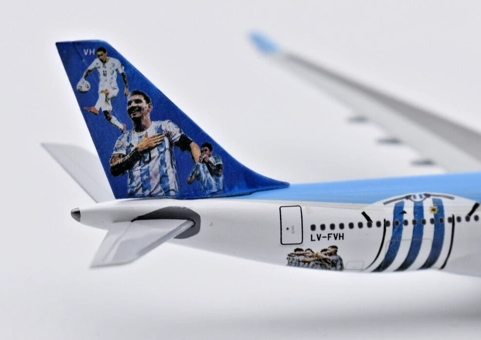 Avión Herpa Wings 1/500 Aerolíneas Argentinas Airbus A330-200 Messi. 537247 Foto 4 de 4