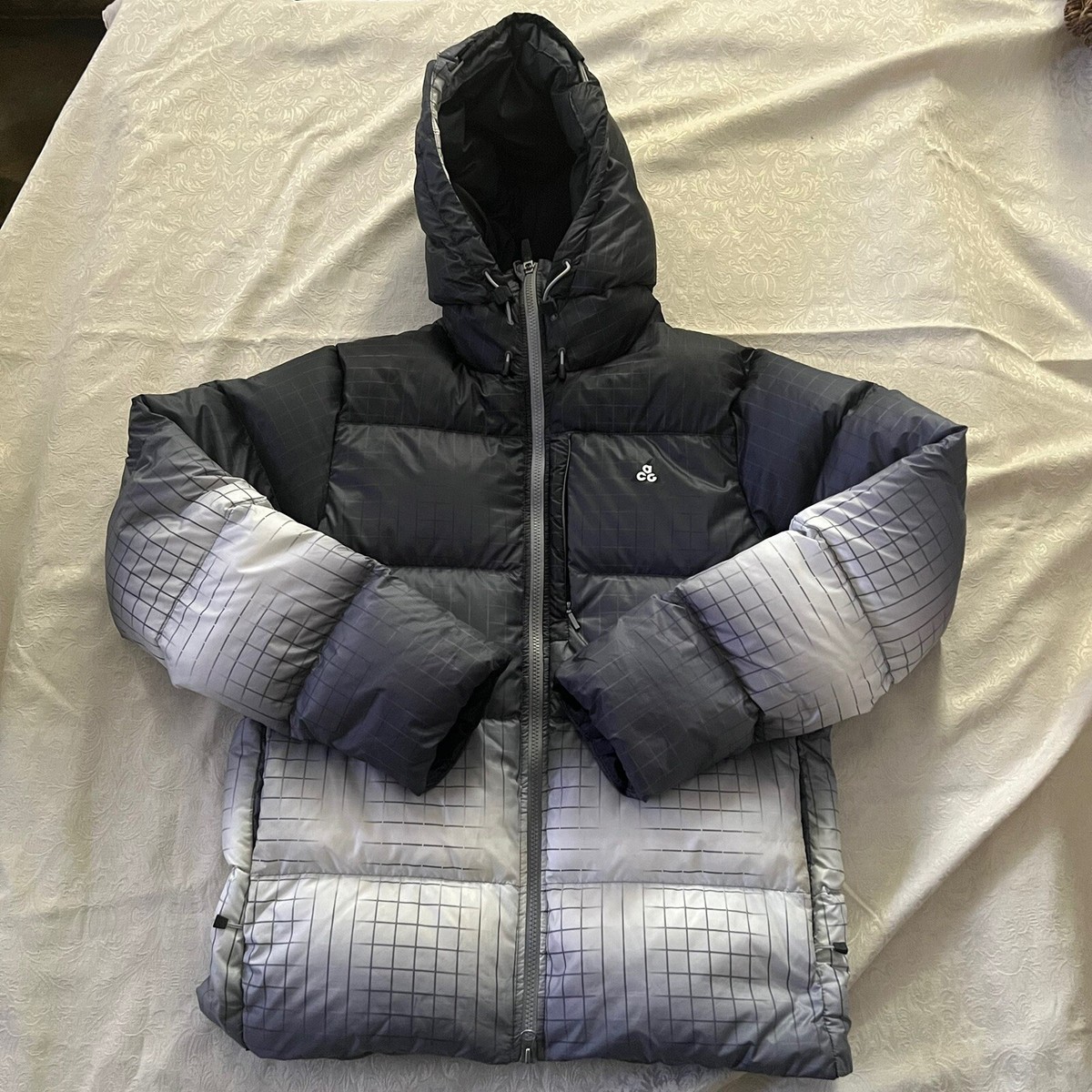 Nike ACG Puffer Jacket Large 800 fill | eBay Nike ACG Puffer Jacket Large 800 fill | eBay