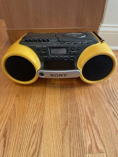 SONY CFD-980 Sports Yellow Boombox CD Cassette AM/FM Radio Vintage 1990s TESTED