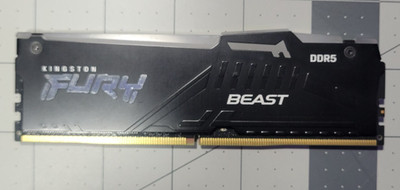 Kingston FURY Beast 8GB 1Rx16 XMP5- 5200 - UC0-100-XT