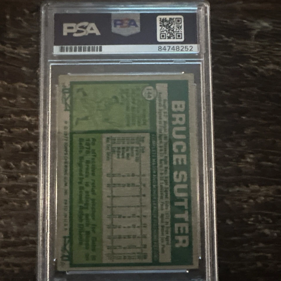 1977 Topps - Bruce Sutter #144 (RC) Autographed Rookie Card - Image 3 of 3