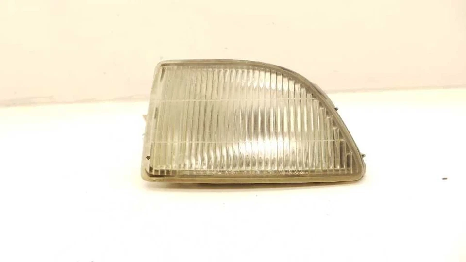 Lámpara de esquina giratoria para pasajeros compatible con 92-94 LEXUS SC 300/400 81360-24021  Foto 2 de 4