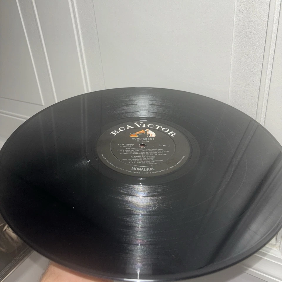 Elvis Presley Roustabout Vinyl Mono LPM2999 - Image 4 of 4