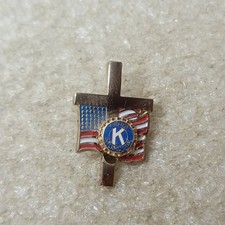 Kiwanis International Lapel Pin Cross & Flag Enamel Clutch