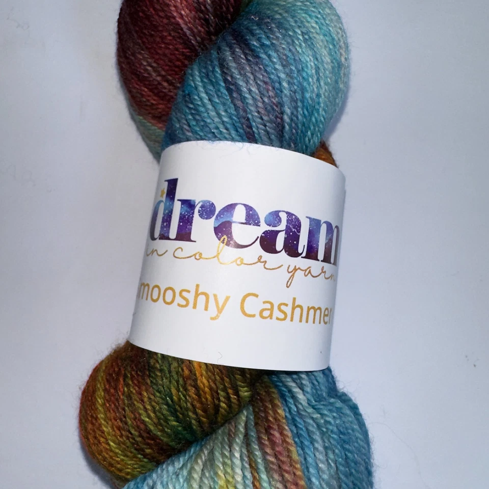 Sueño en color suave cachemir lana merino dedo peso hilo en las profundidades Foto 2 de 4