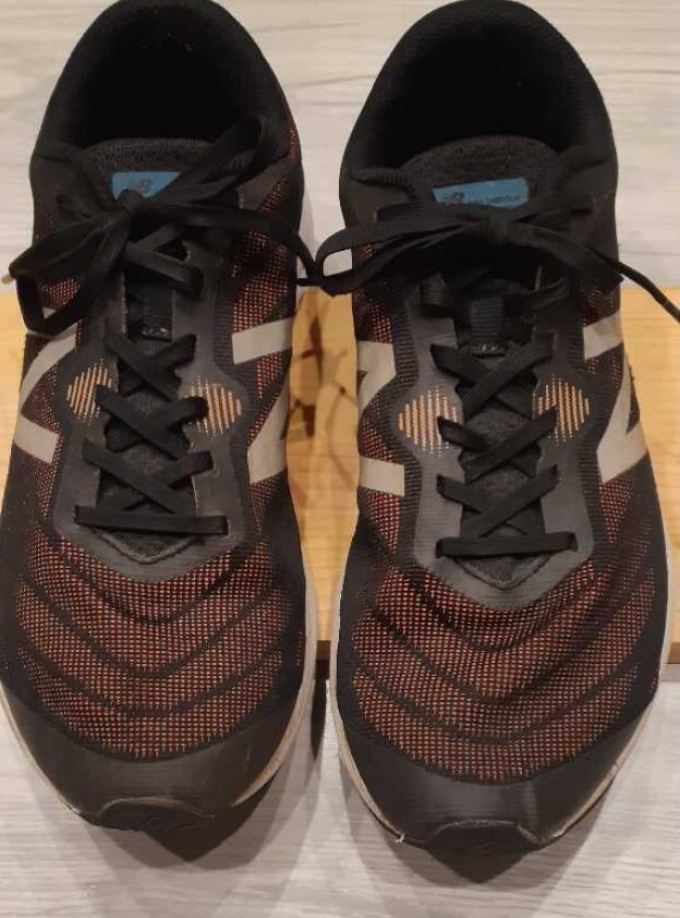 New Balance Running Shoes Men s 28cm