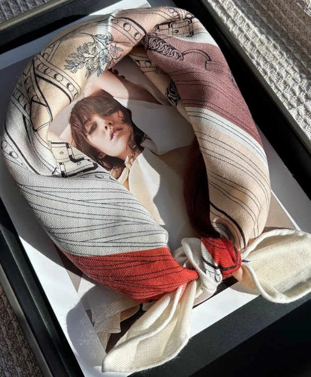 70% Cashmere 30% Silk 26'' Shawl Scarf Neckerchief stamp Print Bandana Wrap new