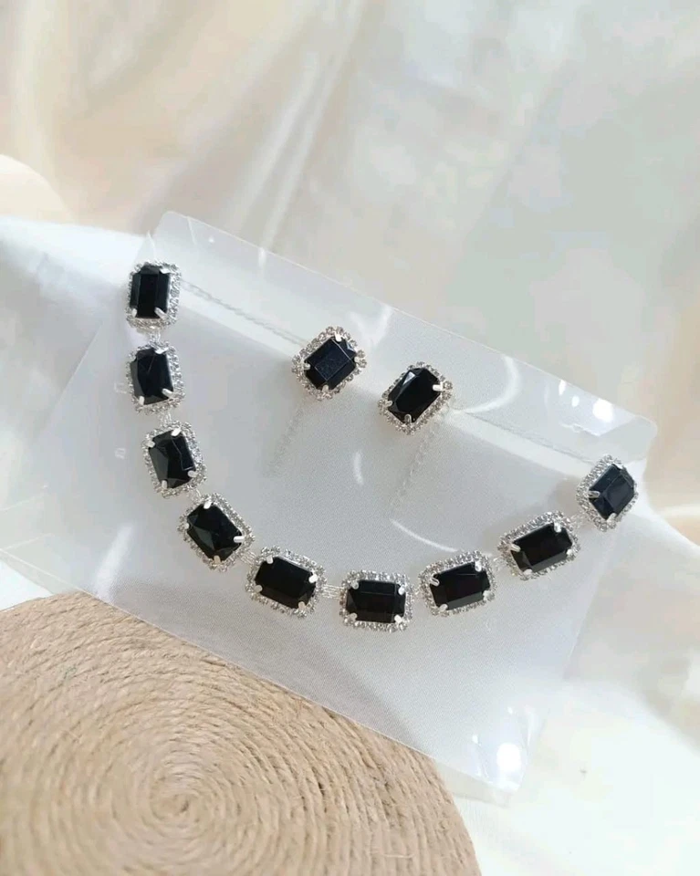 Collana Set In Gemma Di Zirconia Nera In Argento Sterling 925 Solido Regolamento - Immagine 3 di 4