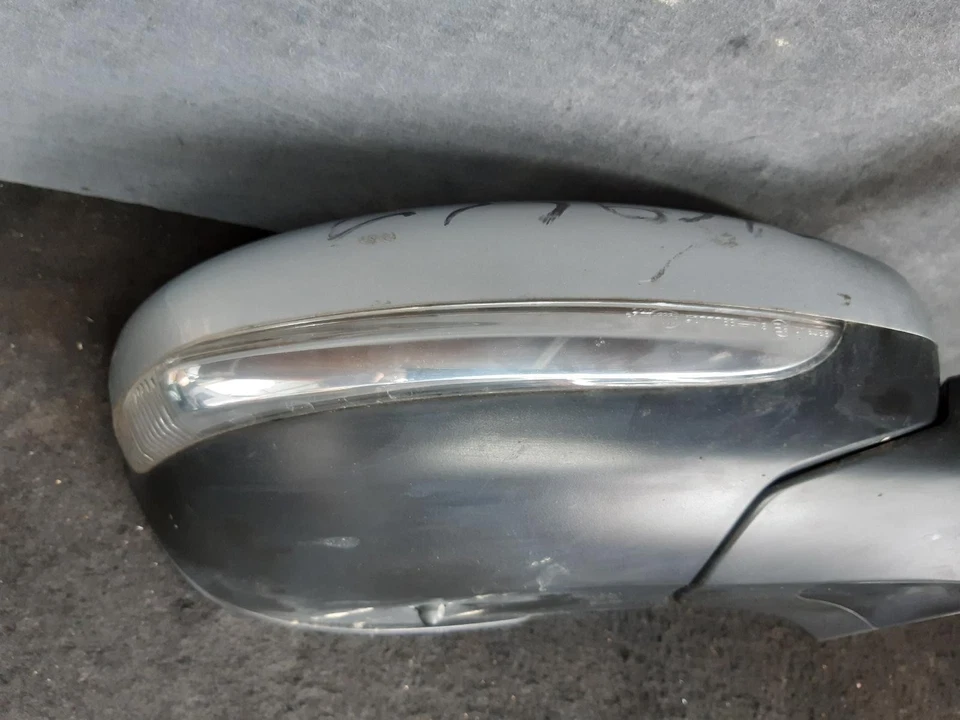 PEUGEOT 208 RIGHT DOOR MIRROR A9, POWER FOLD, W/ CHROME TRIM, COLOUR CODED COVER - image 4 of 4