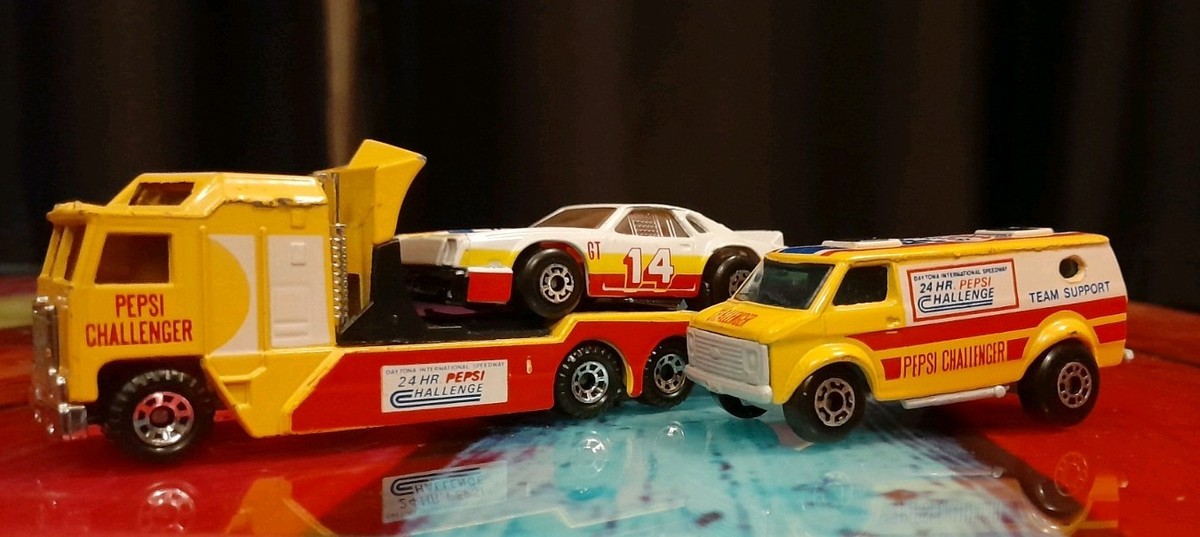 Matchbox Team Pepsi Convoy TM2 Kenworth Challenger Transport Chevy