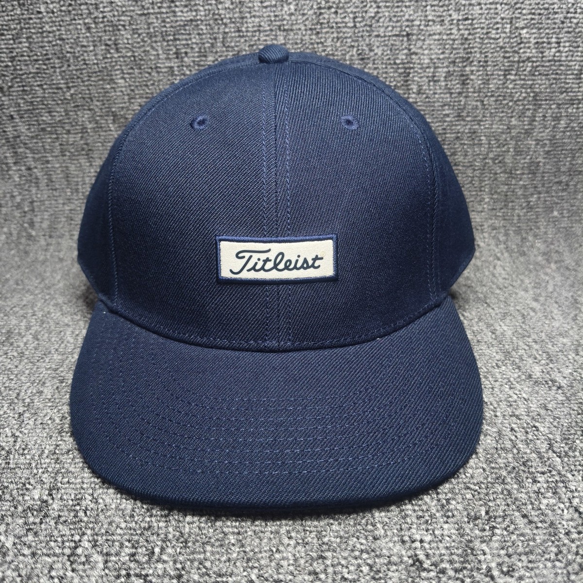 Titleist Golf Snapback Hat Navy Blue Flat Brim Adjustable Cap Z0268