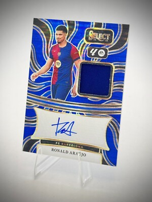 Ronald Araujo 2024-25 Panini Select La Liga AM-RA FC Barcelona Blue Pulsar Auto