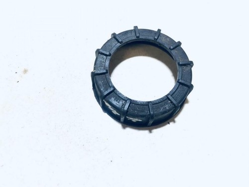Fuel pump locking ring