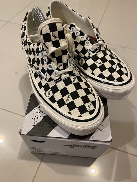 vans vault checkerboard og era lx