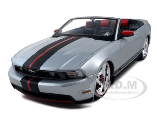 2010 FORD MUSTANG GT CONVERTIBLE SILVER "PRO RODZ" 1/18 MODEL CAR MAISTO 31337 - Picture 1 of 6