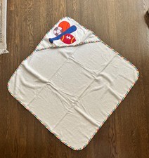Kids Towel with hood and wash cloth sports patches