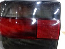 Feu arrière Renault R19