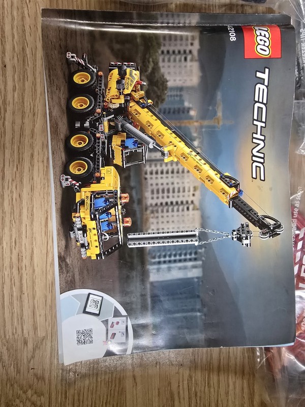LEGO Technic Mobile Crane 42108 with Instruction Manual And Original Box