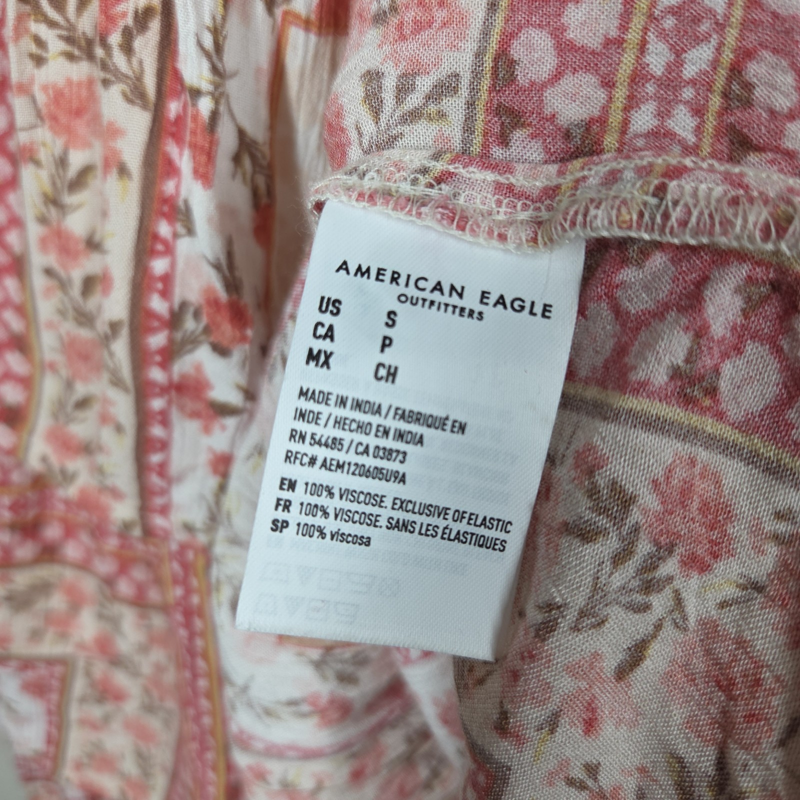American Eagle Patchwork Printed Floral Smocked T… - image 5