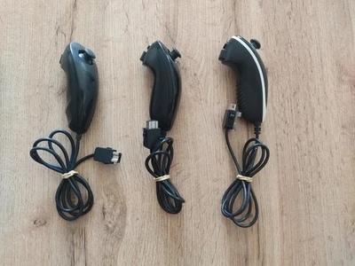 Lot 3 Nunchuk / Nintendo Wii / Noir - Photo 1/4