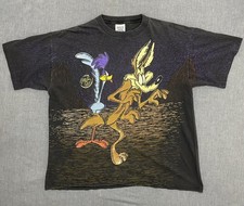 Vintage 90s Wile E coyote the road runner Looney Tunes All over print size XL