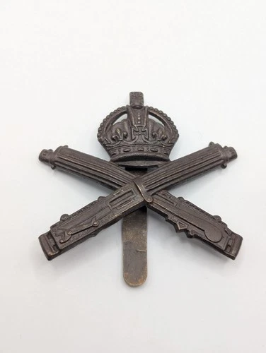 Machine Gun Corps, Genuine British Army Cap Badge. WW1. Vintage Military. Maxim